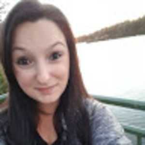 Meet your Posher, Leanne